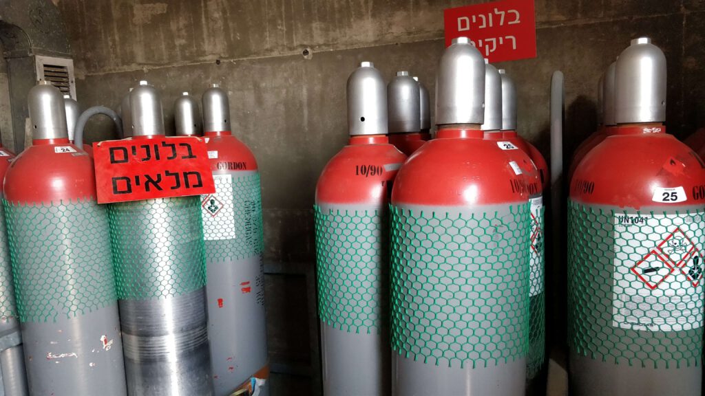 מתוך כתבה באתר סטודיו סלנט איי די (SalantID): אז למה לא בטאבלט? שיפור מערכת פקחים להגנת הסביבה